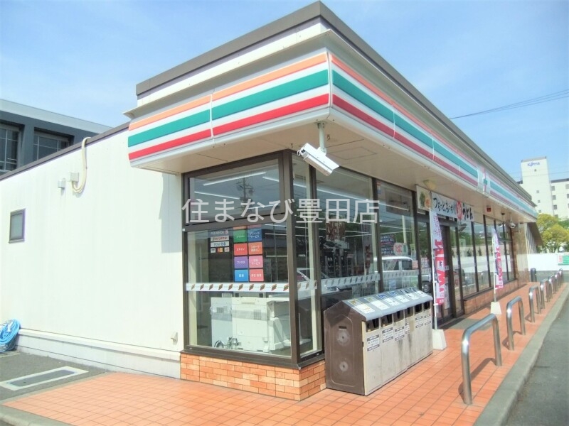 コンビニ　セブンイレブン豊田市金谷町店（コンビニ）まで305m