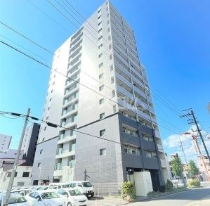 【名古屋市西区名駅のマンションの建物外観】