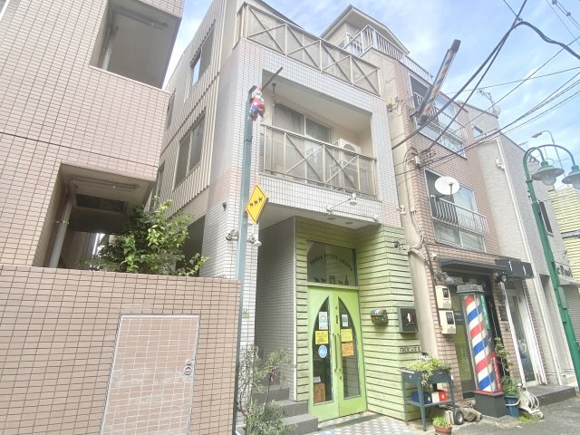KPビルの外観