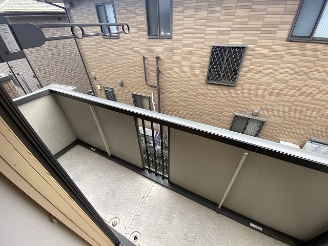 バルコニー　専用庭あり！