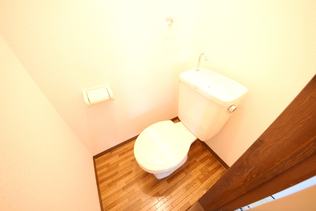 トイレ　～落ち着く空間です～