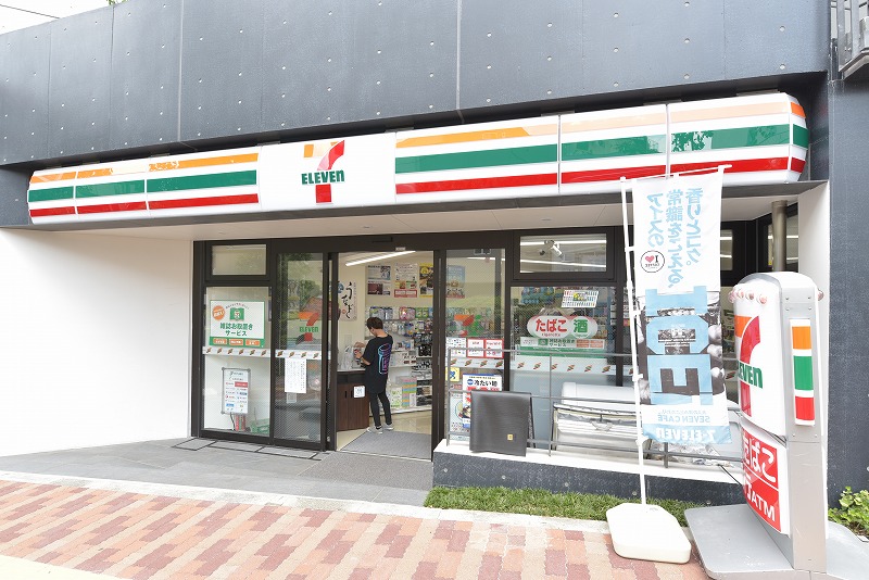 コンビニ　セブンイレブン 文京真砂坂上店（コンビニ）まで124m
