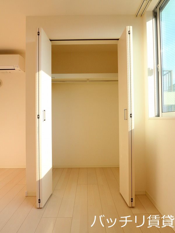 収納　画像は、同型タイプの為、現状を優先いたします。