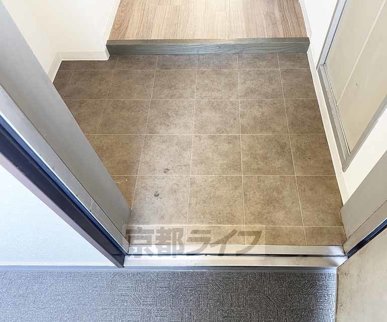 玄関　きれいな玄関です！