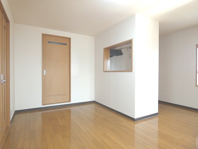 ビークレスト_内装_0