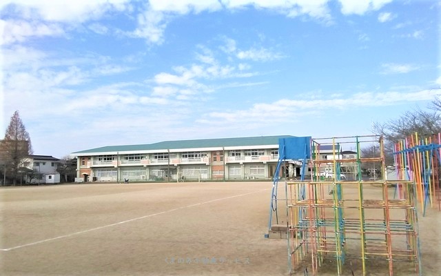小学校　日田市立若宮小学校（小学校）まで755m