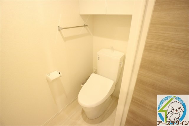 トイレ　パース写真