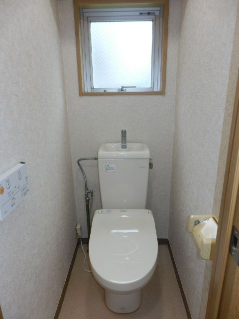 ロイヤルローズのトイレ写真