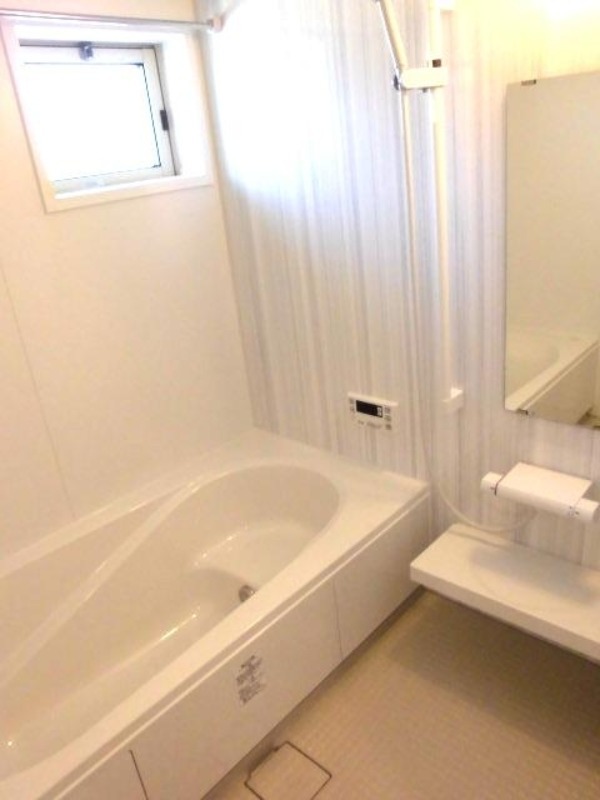 バス・シャワールーム　図面と現状に相違がある場合には現状を優先