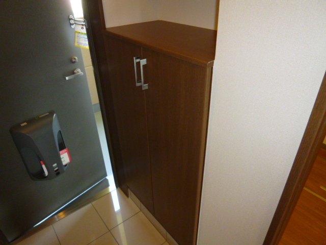 玄関　玄関（イメージ）