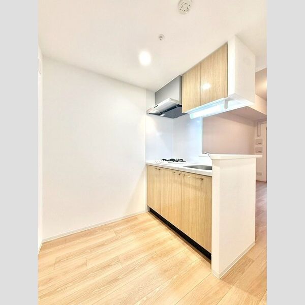 キッチン　コンパクトなキッチンで掃除もラクラク