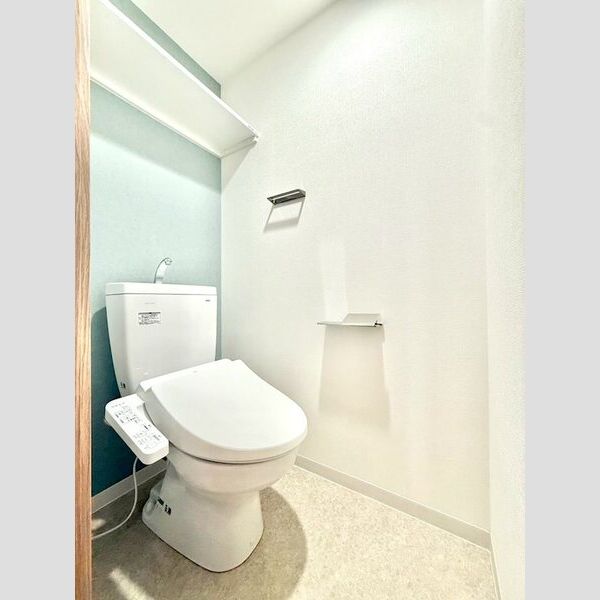 トイレ　落ち着いたトイレです