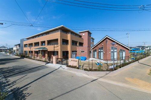 幼稚園・保育園　暁の星保育園（幼稚園・保育園）まで448m