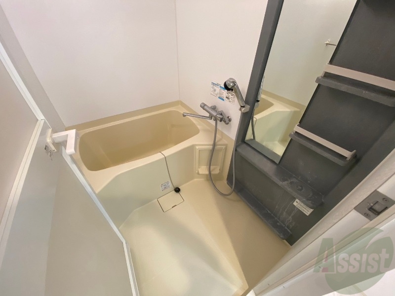バス・シャワールーム　お風呂です。ゆっくりお風呂につかるのも体に良いですね～