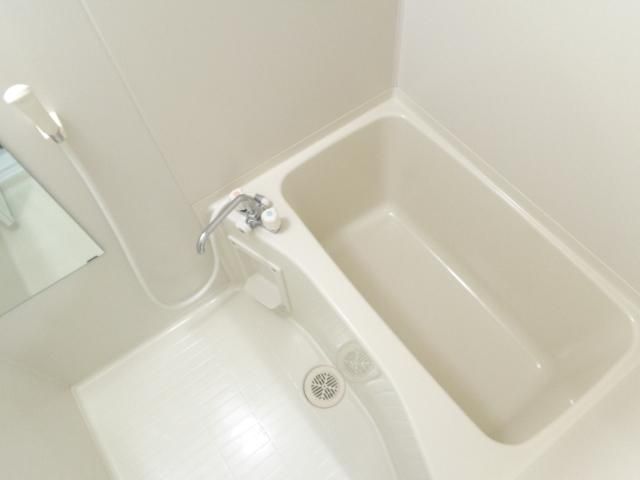 バス・シャワールーム　浴室乾燥機付きバス