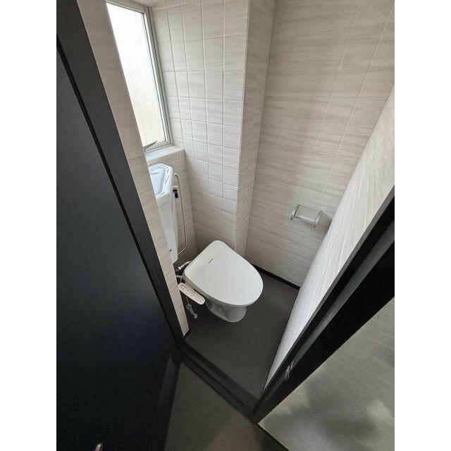 トイレ　温水洗浄便座