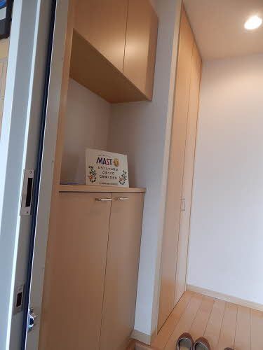 玄関　シューズボックス