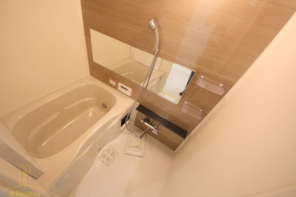 バス・シャワールーム　プレサンス京橋ＧＲＥＥＮ　ＹＡＲＤアルミラ