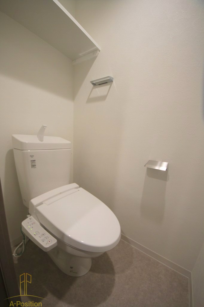 トイレ　プレサンス京橋ＧＲＥＥＮ　ＹＡＲＤアルミラ