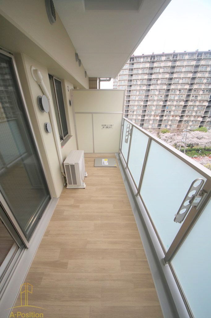 バルコニー　プレサンス京橋ＧＲＥＥＮ　ＹＡＲＤアルミラ