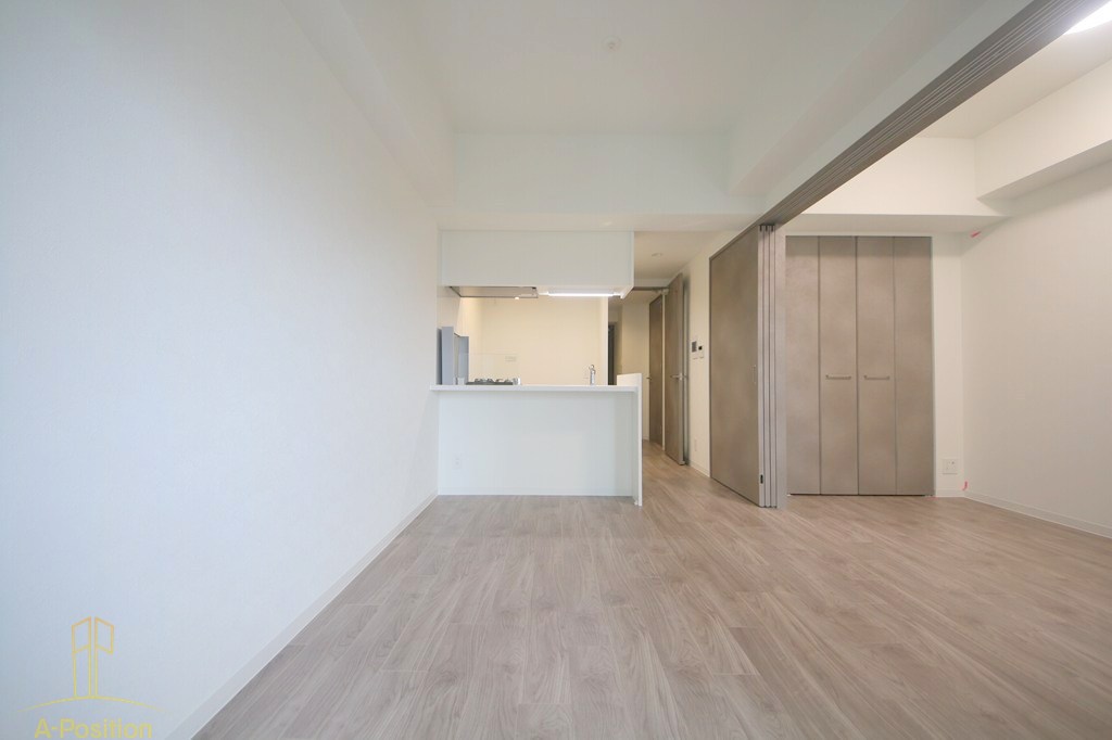 居室・リビング　プレサンス京橋ＧＲＥＥＮ　ＹＡＲＤアルミラ