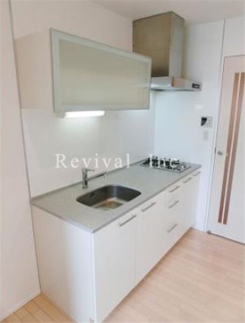 キッチン　独立ガスシステムキッチンでございます