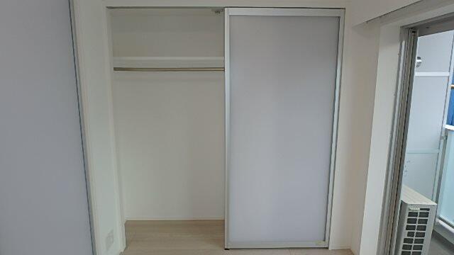 収納　クローゼット?
