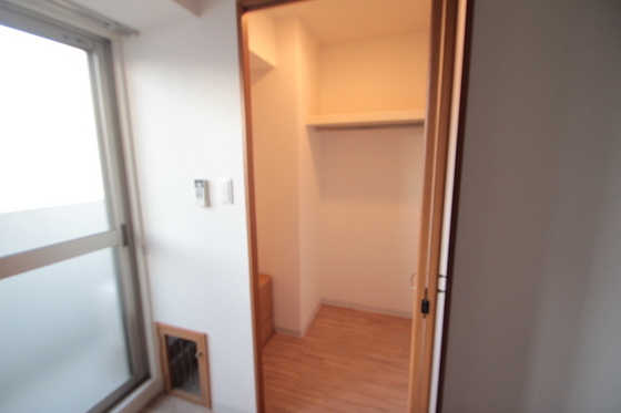 収納　※別号室の写真です。