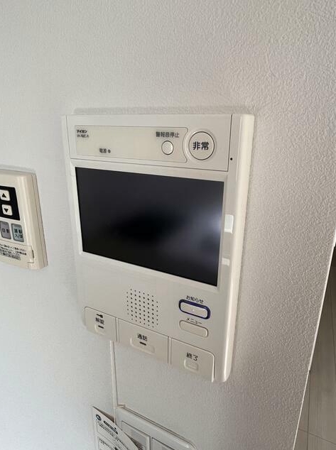 セキュリティ　モニタ付インターホン。