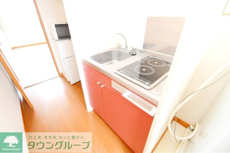 キッチン　仕様・設備は原状と異なる場合有。現状優先