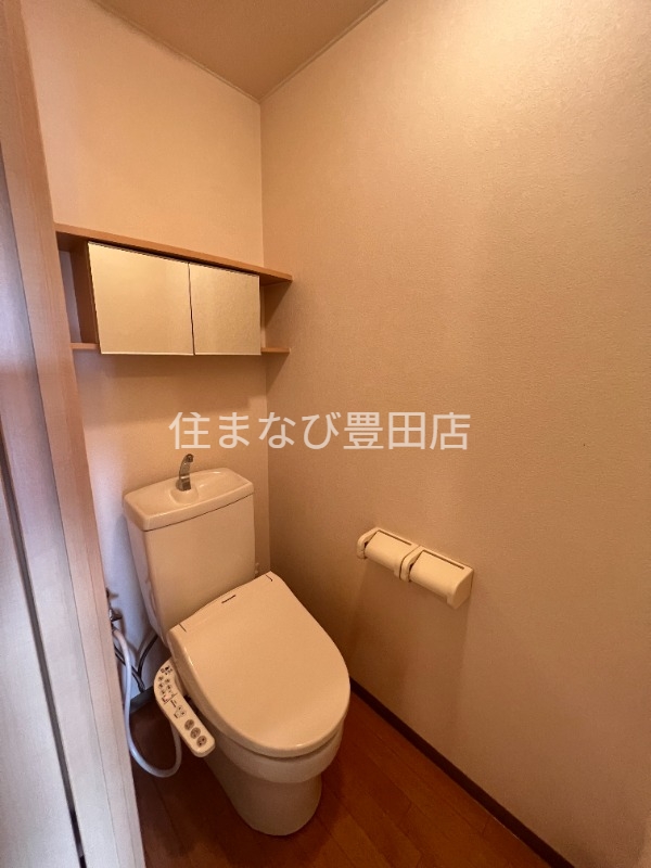 トイレ　同型タイプ