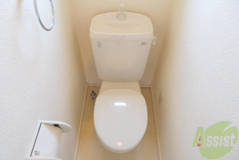 トイレ　トイレはシンプルで使いやすいようになっていますー。