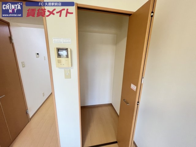 収納　同物件別室画像
