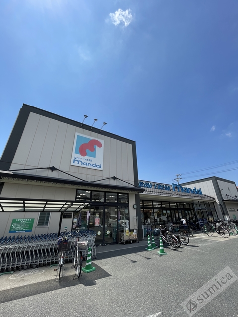 スーパー　万代巽南店、なんでも揃うお得なスーパー（スーパー）まで565m