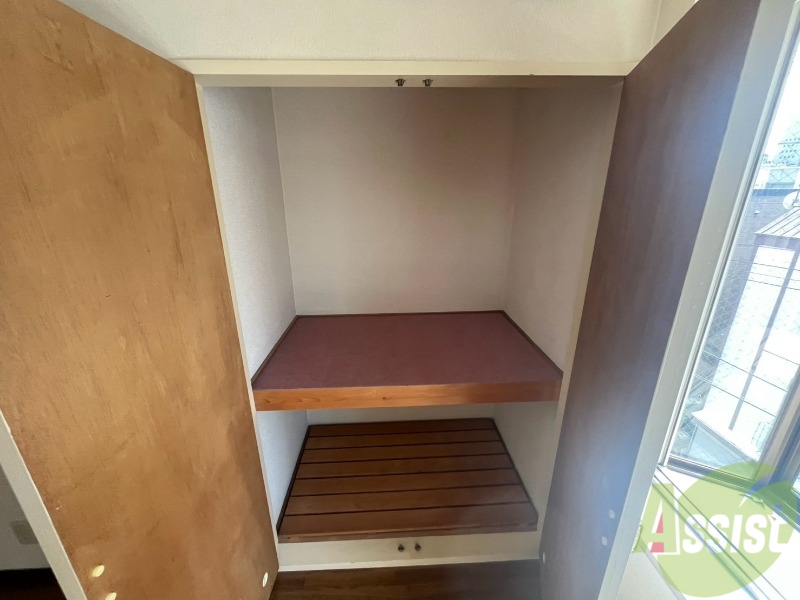 収納　収納もバッチリあるのでお部屋が片付きますよ！