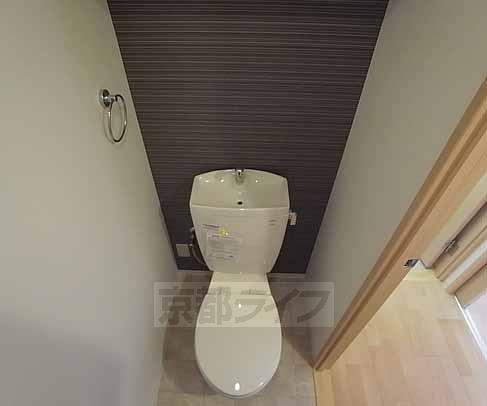 トイレ　お部屋で一番落ち着く場所ってここですよね。