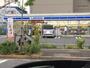 コンビニ　ローソン（コンビニ）まで699m