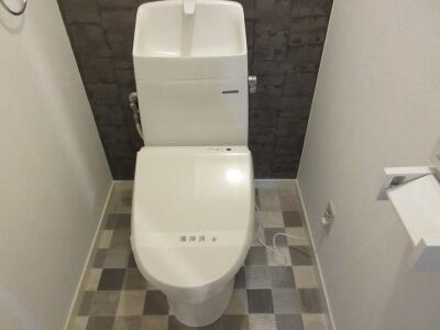 ＪＲ総武線 両国駅 徒歩10分 7階建 築40年のトイレ写真
