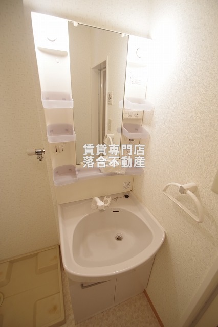 洗面設備　使いやすい独立洗面台