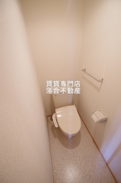 トイレ　ウォシュレット付き