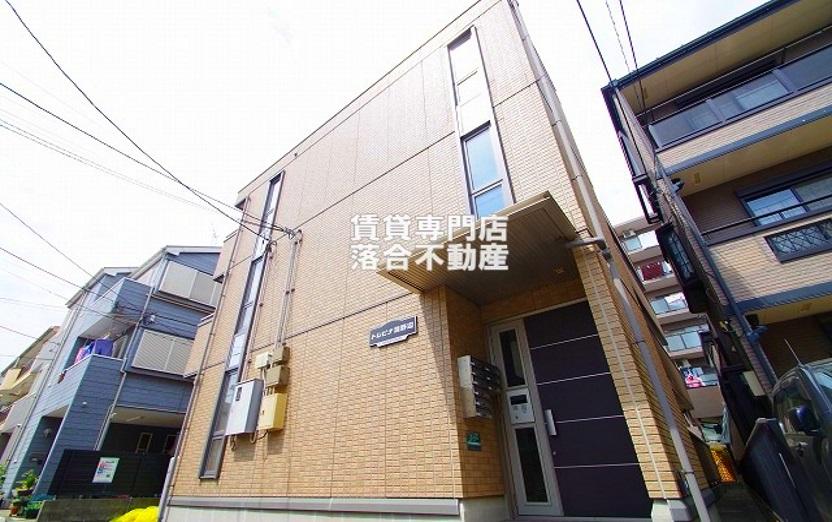 建物外観　しっかりとした建物