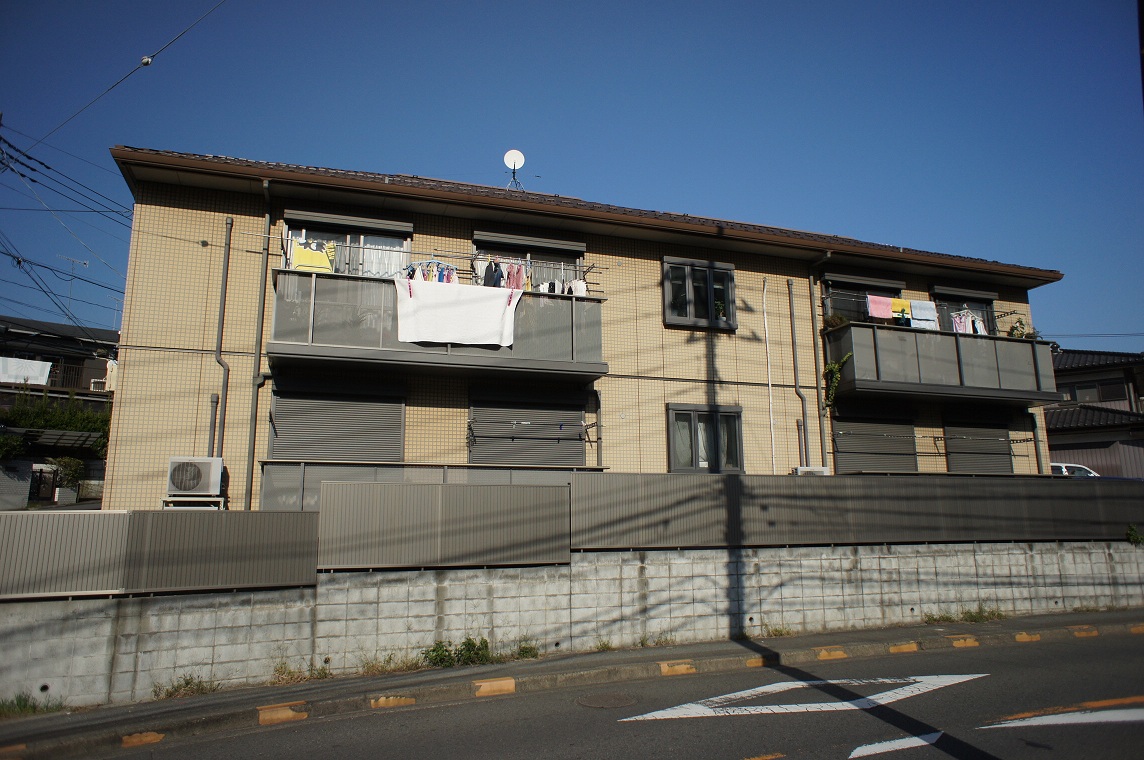 建物外観　南向き南側道路の為日当り良好！