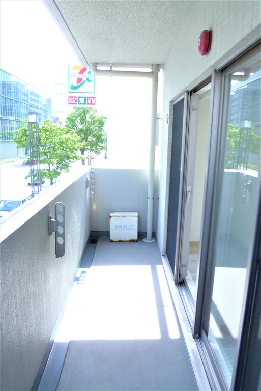 バルコニー　南面バルコニー