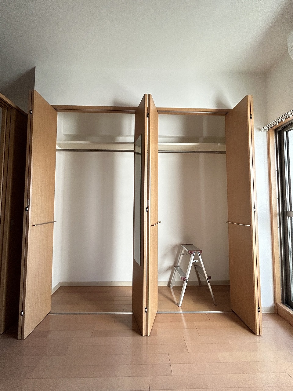 収納　※別部屋参考写真です