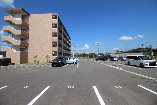 駐車場　☆駐車場☆