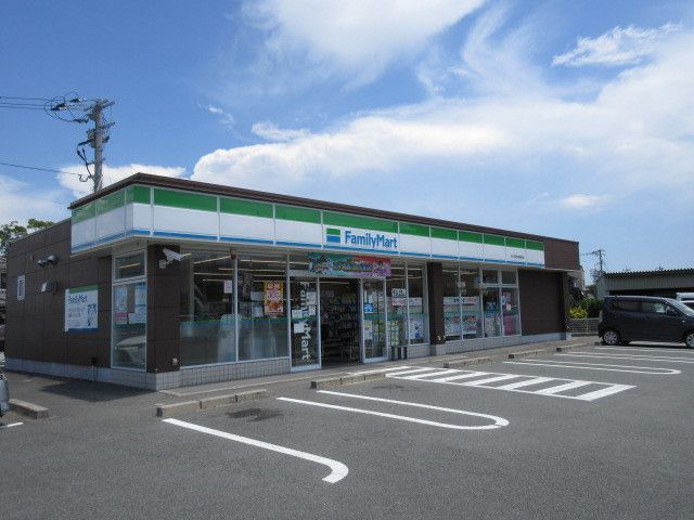 コンビニ　ファミリーマート大川高木病院前（コンビニ）まで410m