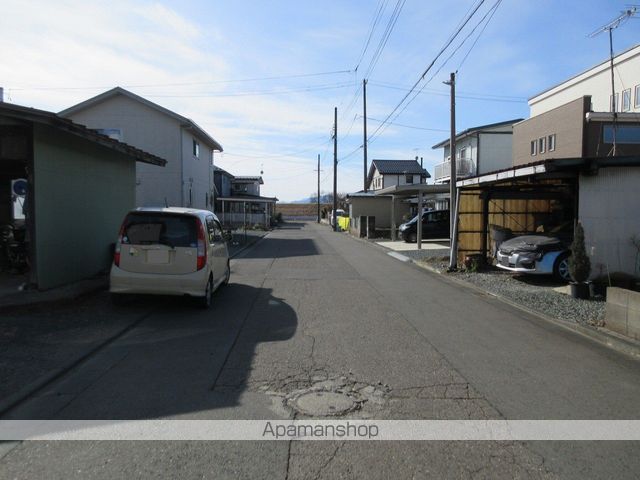 その他　周辺道路（その他）まで0m