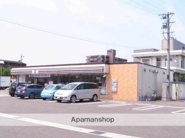 コンビニ　セブンイレブン（コンビニ）まで4664m