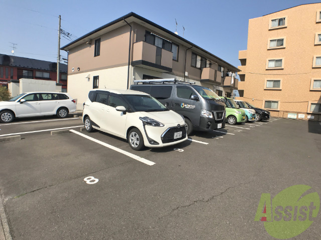 【多賀城市高橋のアパートの駐車場】