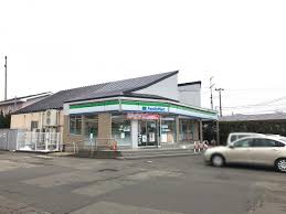コンビニ　ファミリーマート秋田牛島東五丁目店（コンビニ）まで573m